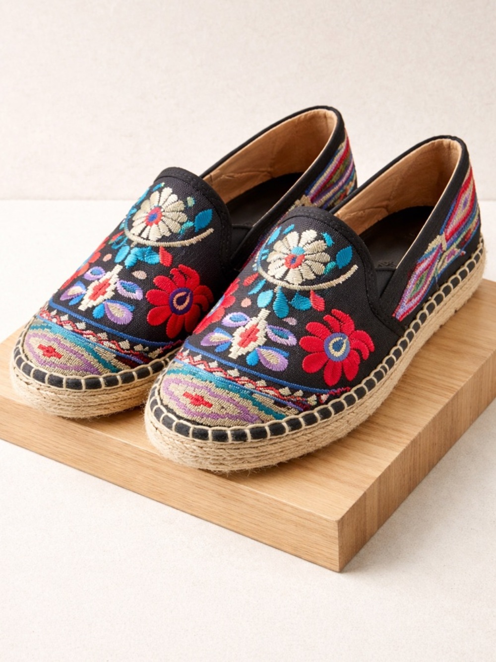 Johnny Was Black Multicolor Floral Embroidered Espadrille Flats Boho US8.5